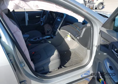 2015 Chevrolet Malibu Ls z USA, uszkodzony, nr VIN 1G11B5SL5FU118915